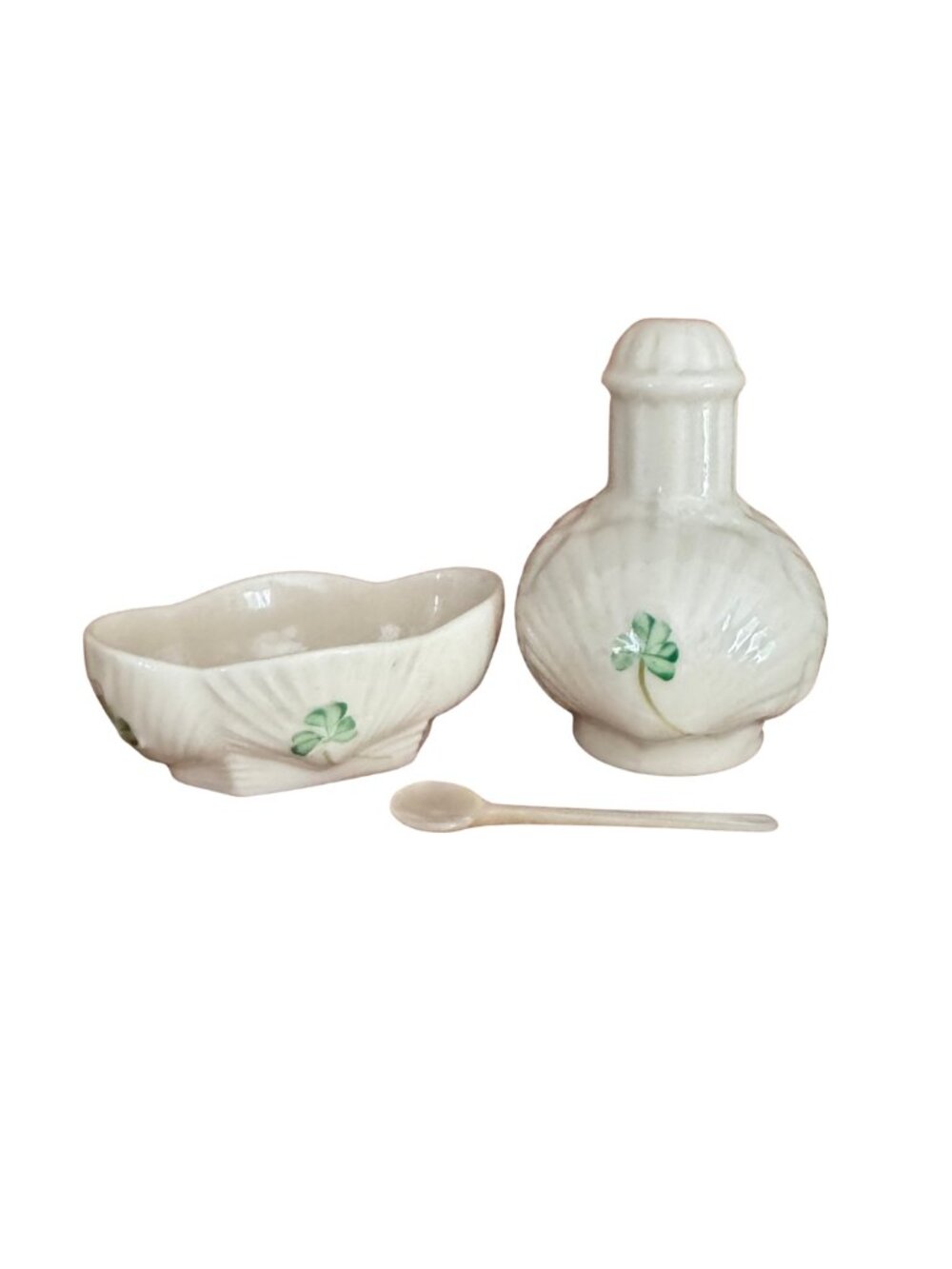 Belleek Ireland Shamrock Salt & Pepper Shaker Set with Stopper - Picture 3 of 10